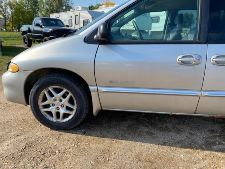 2000-dodge-grand-caravan-image-14