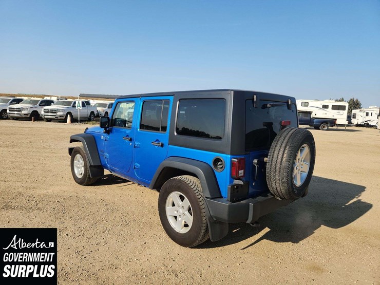 2014-jeep-wrangler-image-2