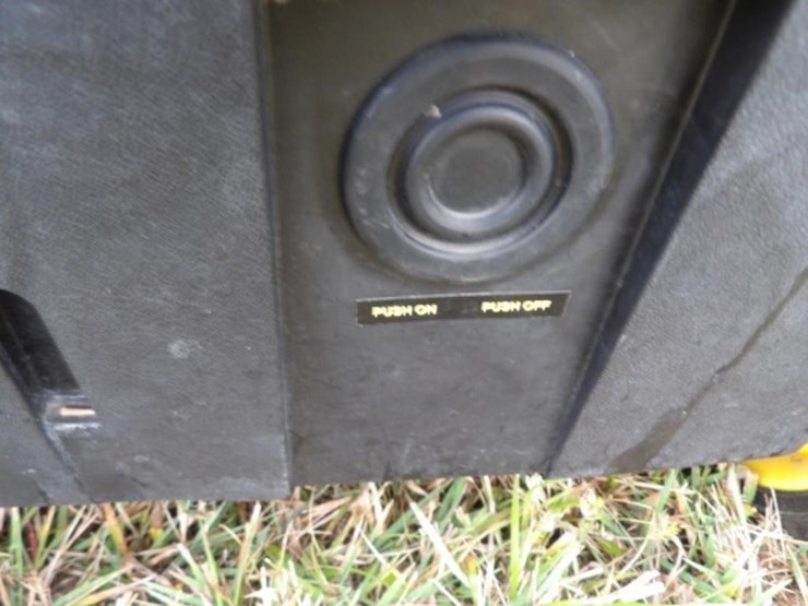 john-deere-118-image-4