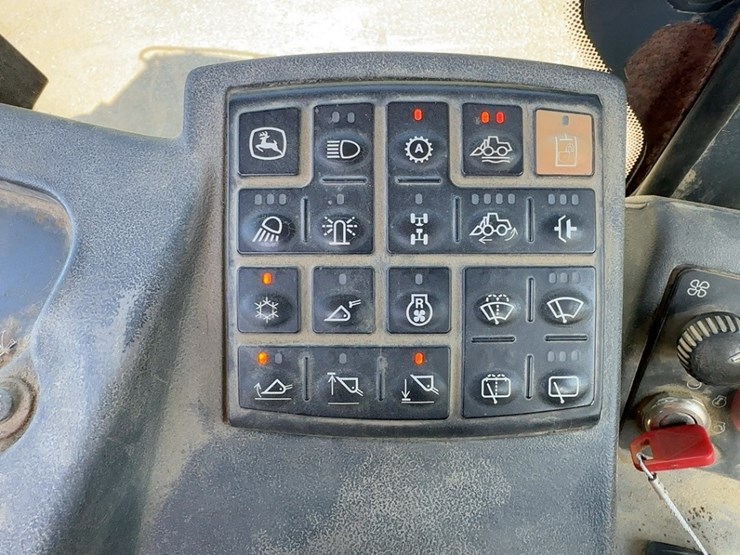 2005-deere-644j-image-32