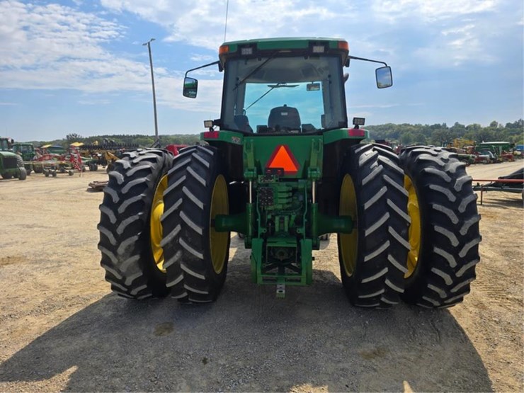 john-deere-8100-image-4