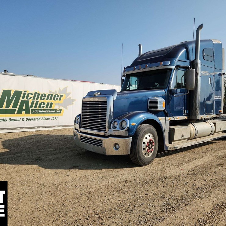 2003 FREIGHTLINER CORONADO 132