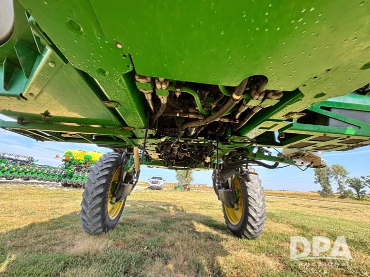 2018-john-deere-r4038-image-26