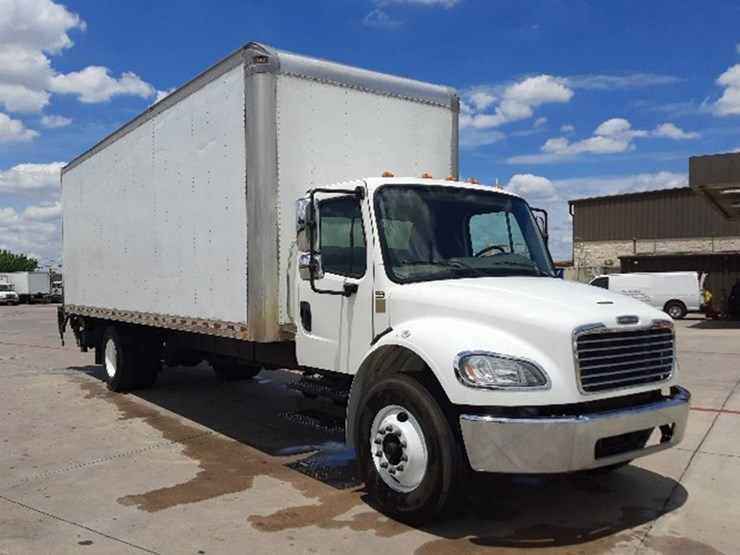 2018-freightliner-m2-106-business-class-image-1