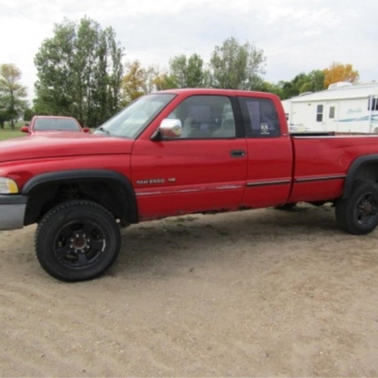 1996 DODGE RAM 2500