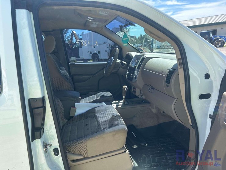 2017-nissan-frontier-image-19