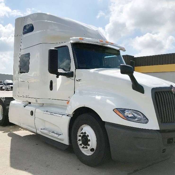 2020 INTERNATIONAL LT