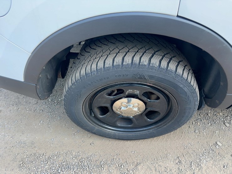 2013-ford-explorer-image-9