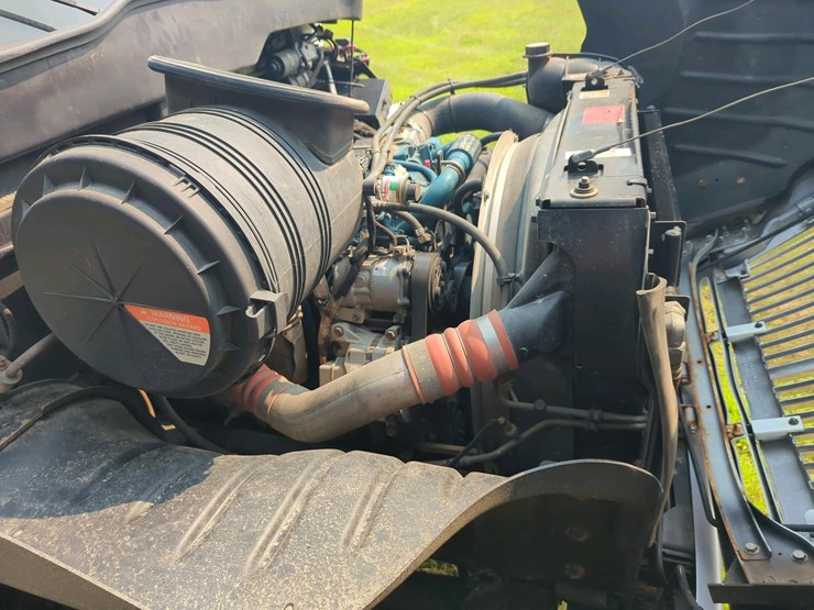 international-durastar-4400-image-19