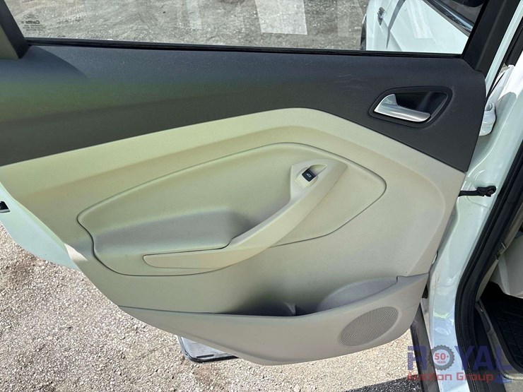 2015-ford-escape-image-20