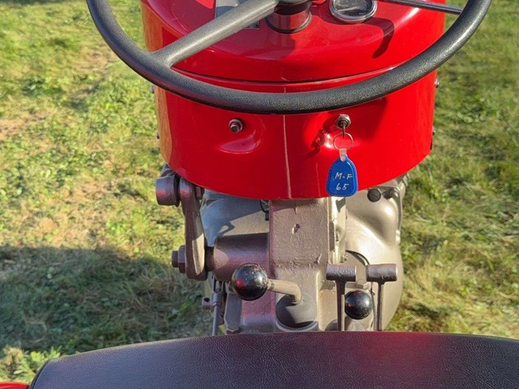 massey-ferguson-65-image-35