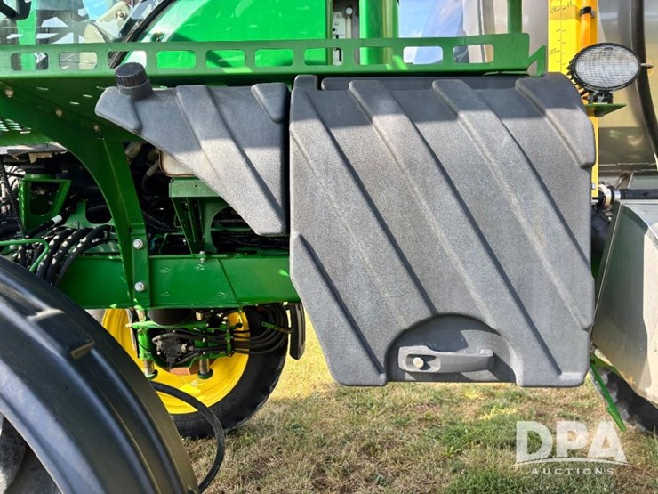 2018-john-deere-r4038-image-52