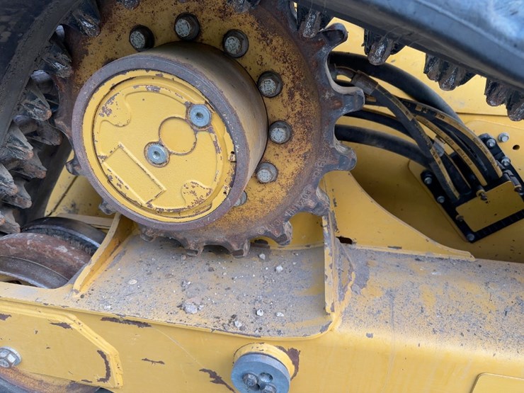 2020-caterpillar-299d3-xe-image-12