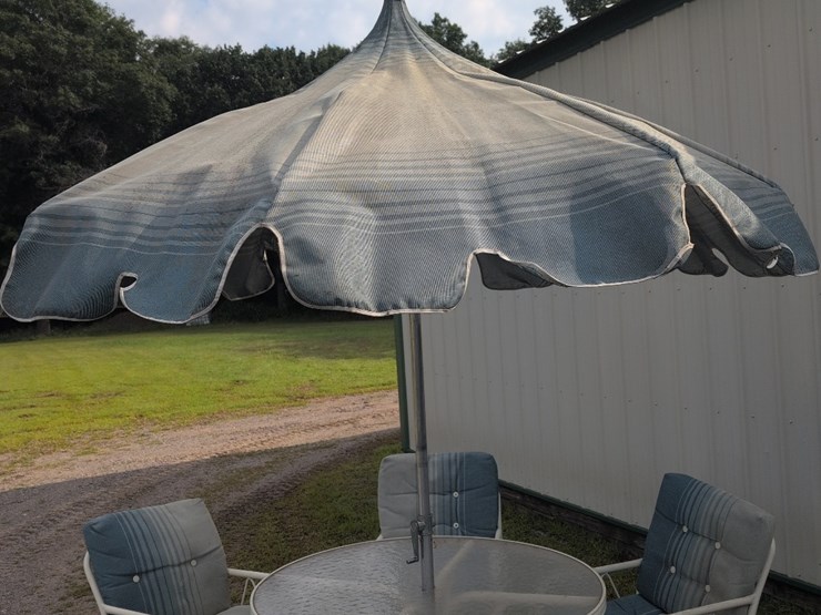 8-piece-patio-set-with-cushions-+-umbrella-image-6