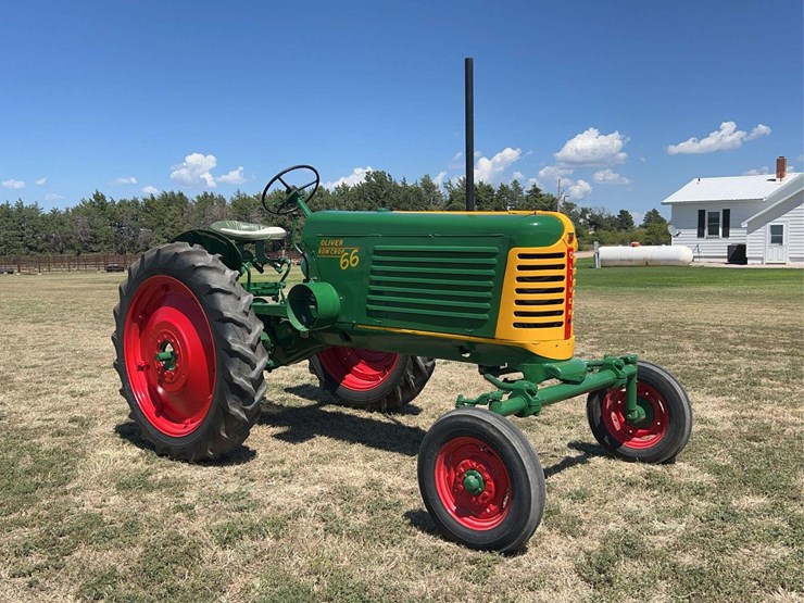 1951-oliver-66-image-1