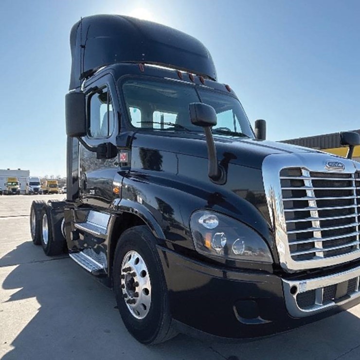 2019 FREIGHTLINER CASCADIA 125 EVOLUTION