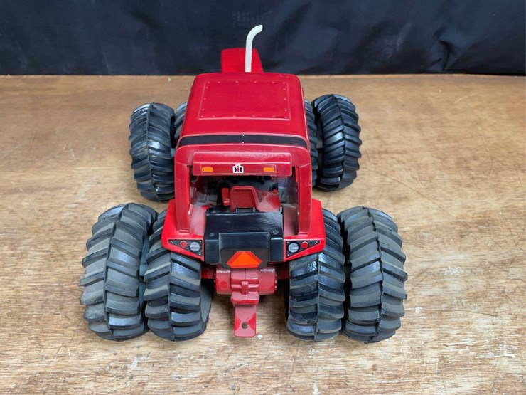 1/16-ih-7488-1984-special-edition-ertl-image-7