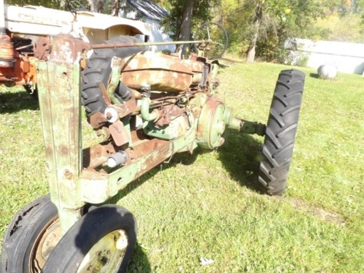 john-deere-model-b-image-4