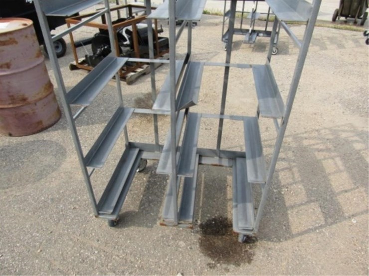 winholt-equip.-bin-cart-34.5x23.5x69.5-on-casters-image-3