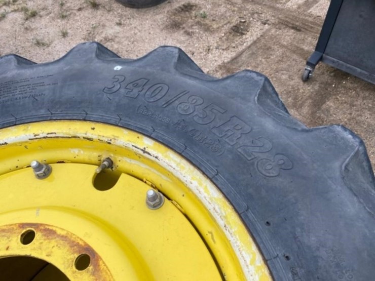 john-deere-10-image-4