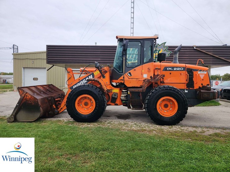 2015-doosan-dl220-image-2