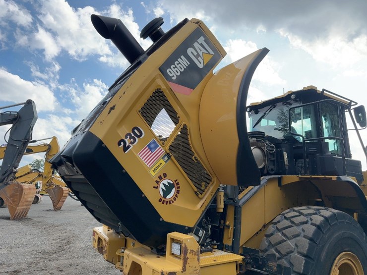 2017-caterpillar-966m-image-23