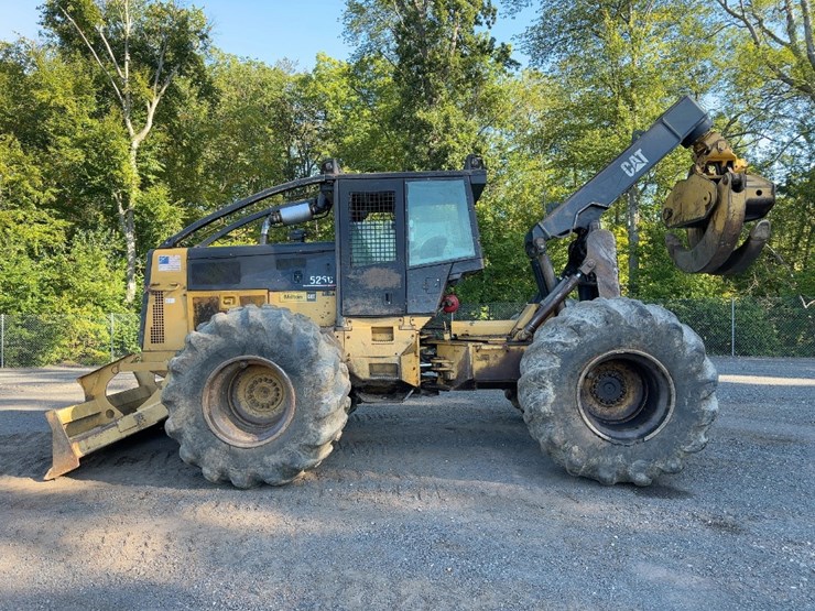 2006-caterpillar-525c-image-2