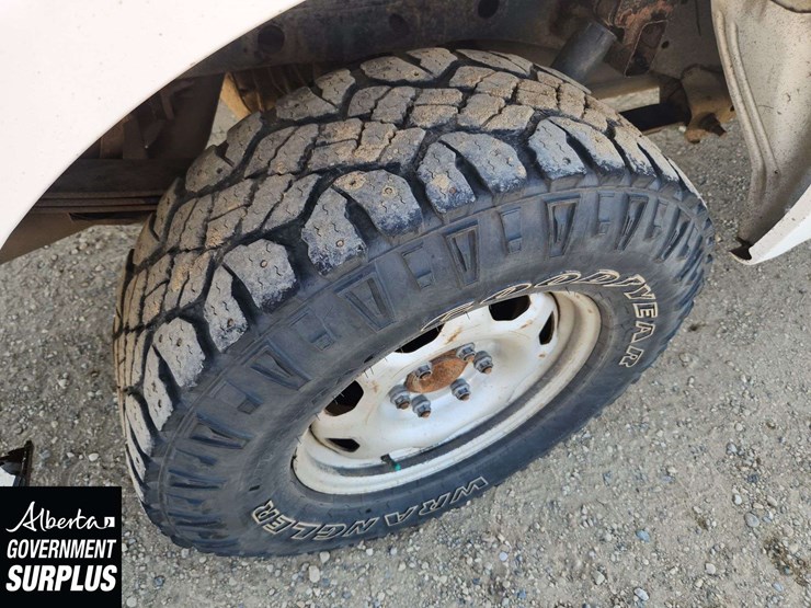 2017-ford-6.5-ft-image-34
