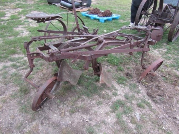 john-deere-2-image-3