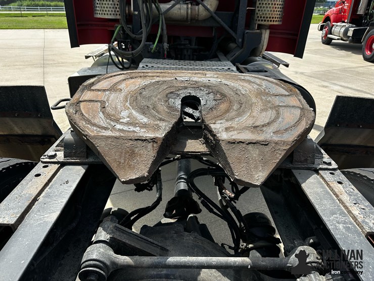 2012-kenworth-t440-image-18
