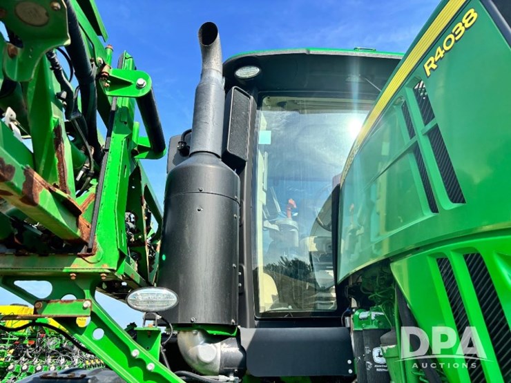 2018-john-deere-r4038-image-85