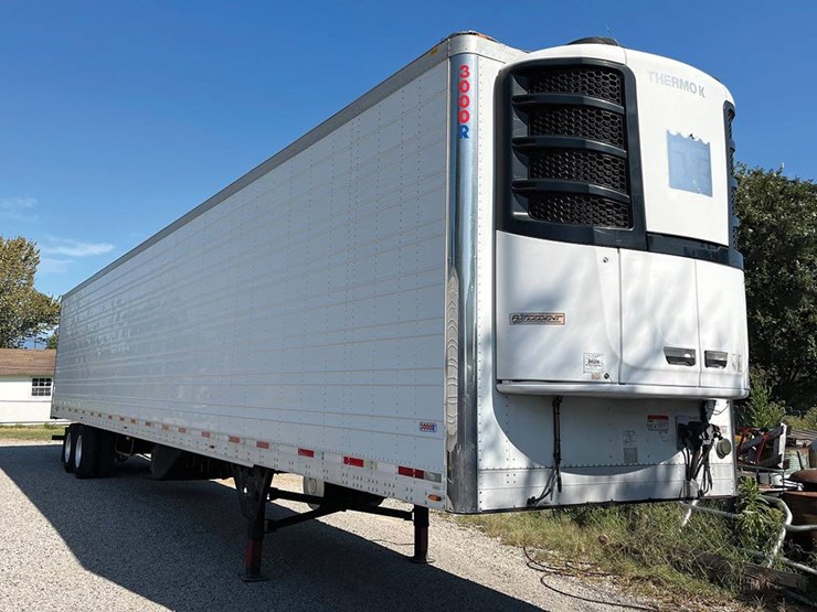 2019-utility-3000r-image-1