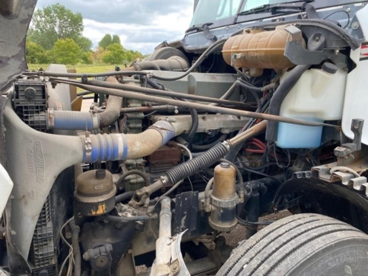 2000-freightliner-century-class-w/willmar-10-ton-image-75