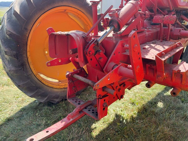 massey-ferguson-44-image-27