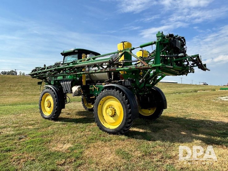 2018-john-deere-r4038-image-14