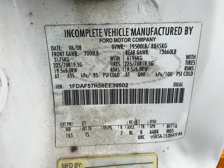 2008-ford-f550-xl-image-33