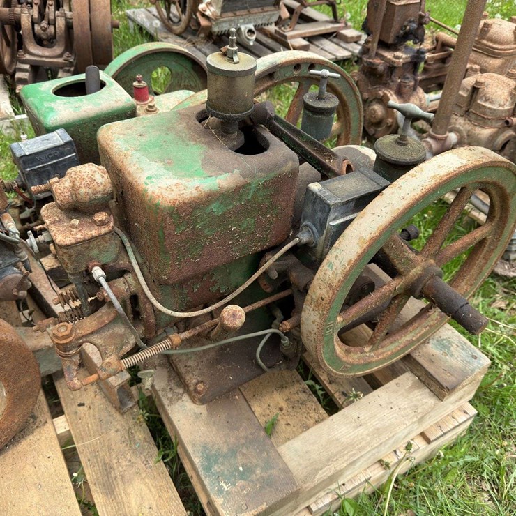 MCCORMICK M