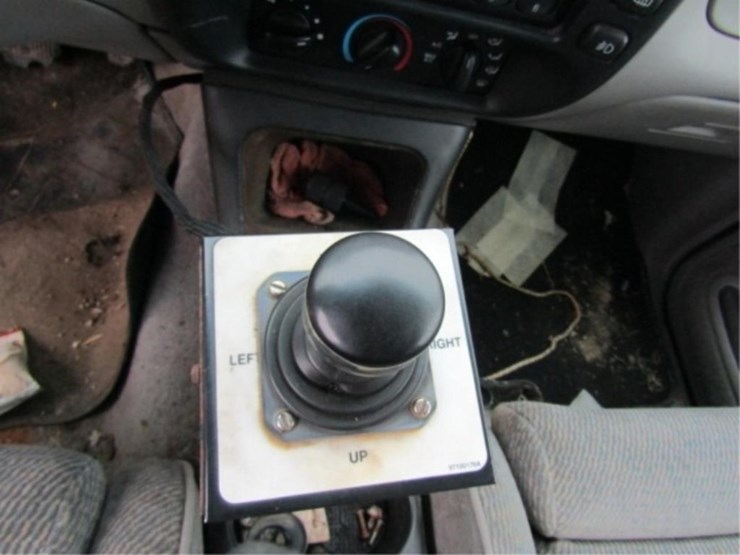 1997-ford-explorer-xlt-image-23