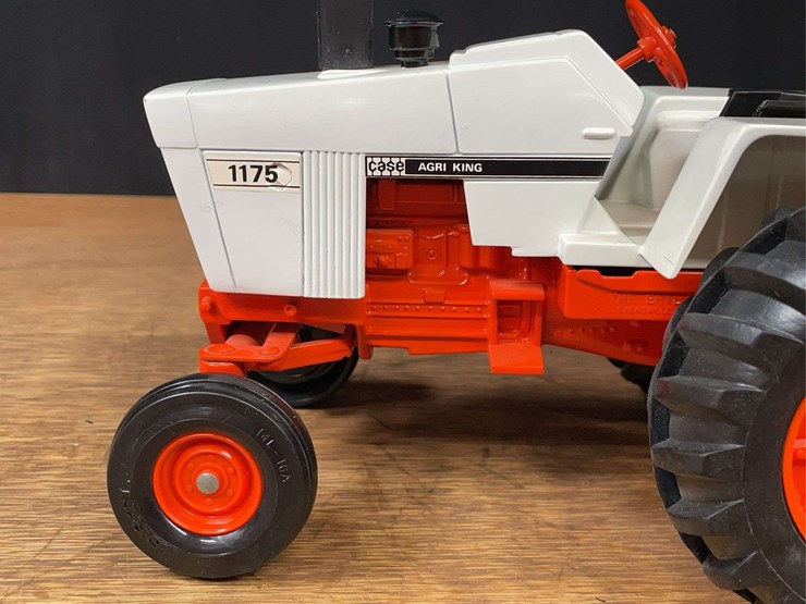 1/16-case-1175-ertl-image-11
