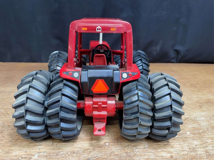 1/16-ih-7488-1984-special-edition-ertl-image-6