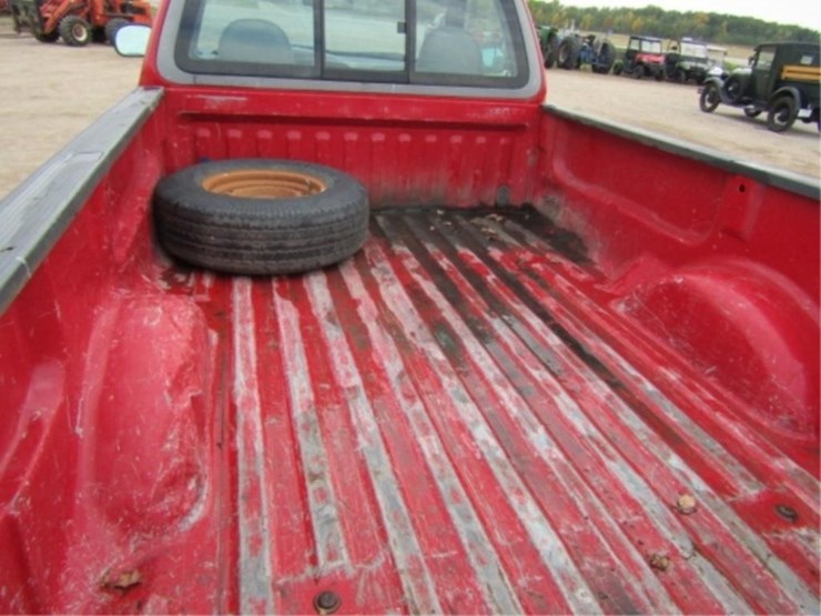 1997-ford-f150-xl-image-10