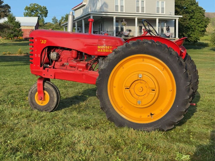 massey-ferguson-30-image-3