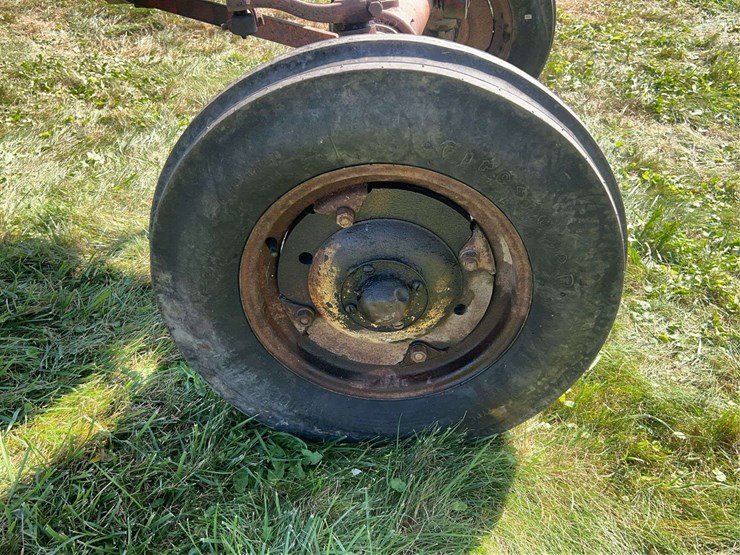 massey-ferguson-444-image-18