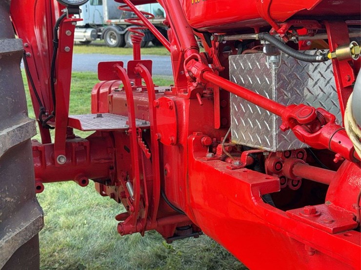massey-ferguson-350-image-60