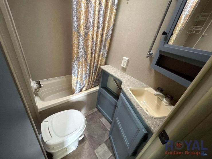 2015-coleman-dutchmen-274bh-lantern-edition-t/a-travel-trailer-image-21