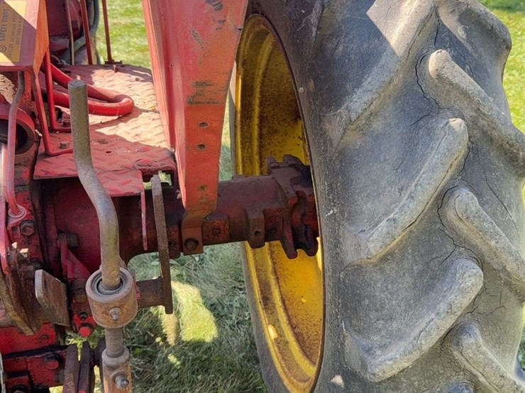 massey-harris-colt-image-29
