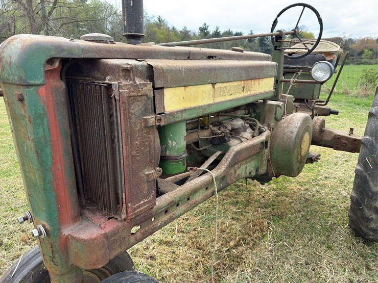 john-deere-b-image-12