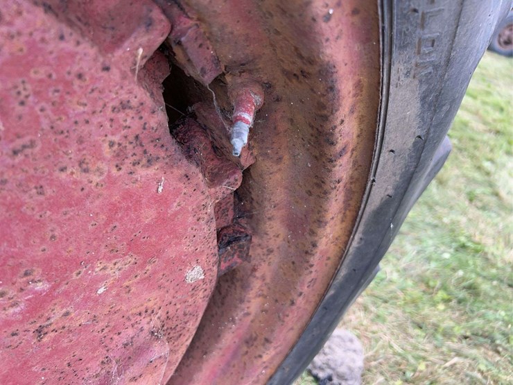 massey-ferguson-22-image-47