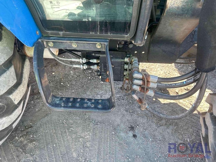 new-holland-boomer-47-image-26