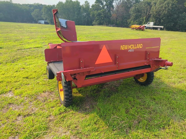 new-holland-166-image-3
